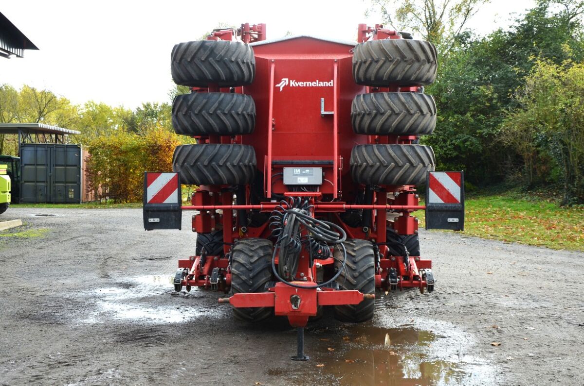 Kverneland U-Drill 6001 2