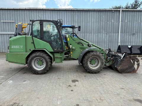 Sonstige 9330 T