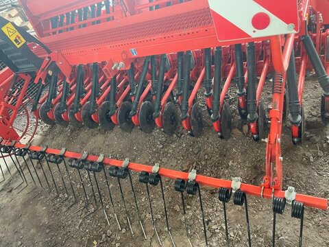 Kuhn HR 304D & INTEGRA 3003