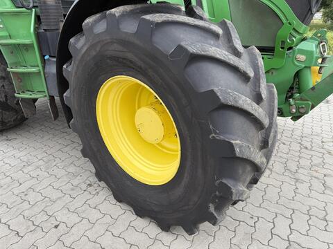 4444-84a1e468ca78b68b719650a2e8555134-5981866