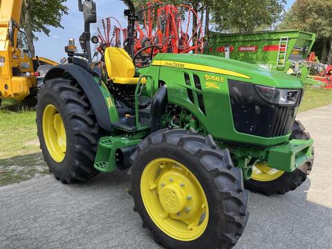 John Deere 5058E ohne Kabine