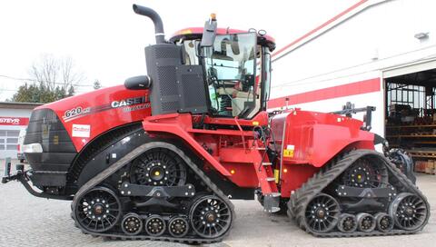 <strong>Case-IH Quadtrac 620</strong><br />