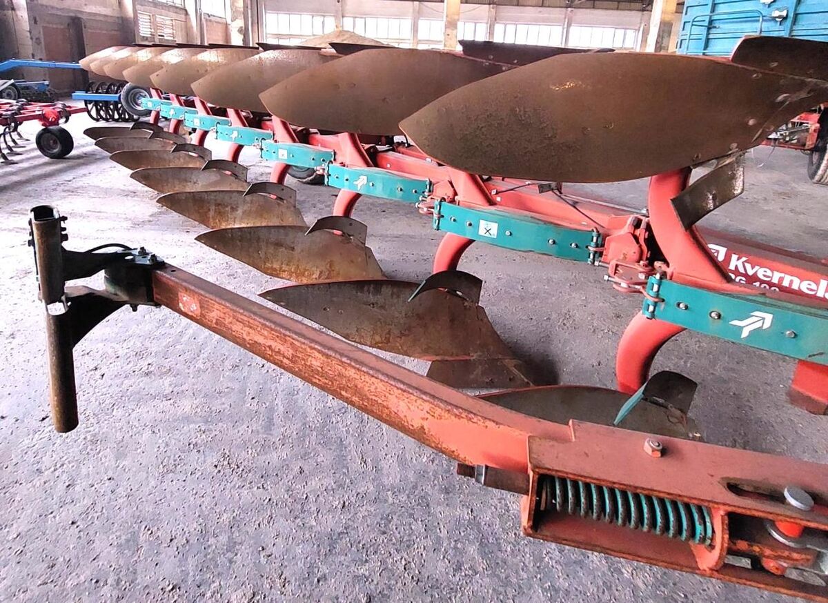 Kverneland PG-100 8-schar mit Tigges Packer 1