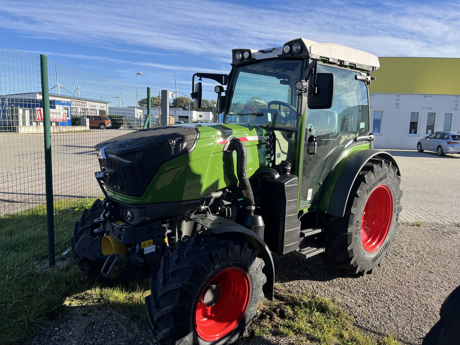 Fendt 211 Vario P Profi+ (Gen3) 1