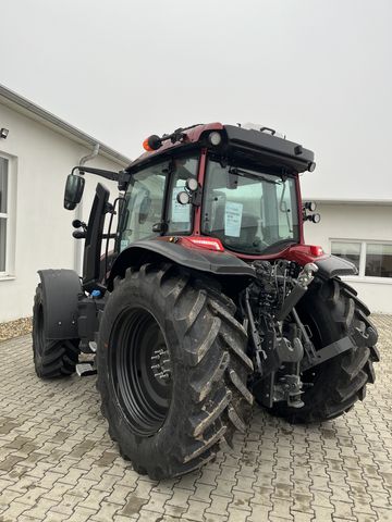 Valtra G135 VERSU