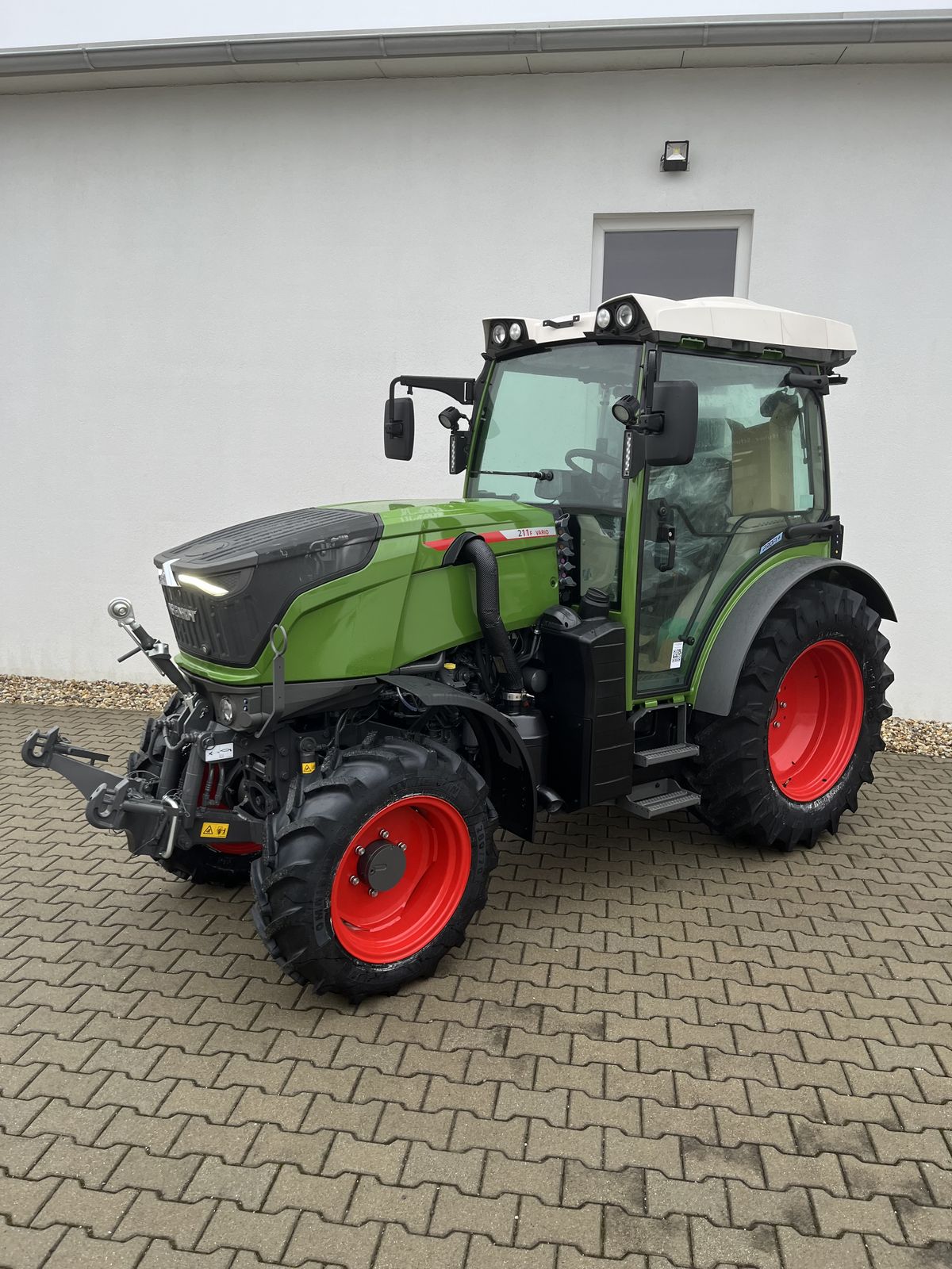 Fendt 211 Vario F (Gen3) 3