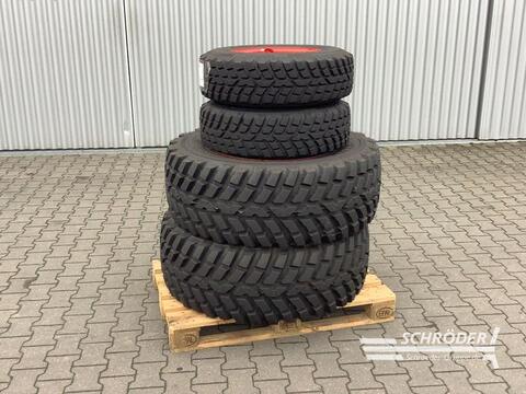 Fendt 250/75 R16 + 420/65 R24 NOKIAN