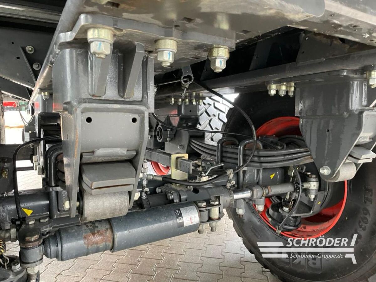 CARGOS 750 + LADERAUMABDECKUNG 2