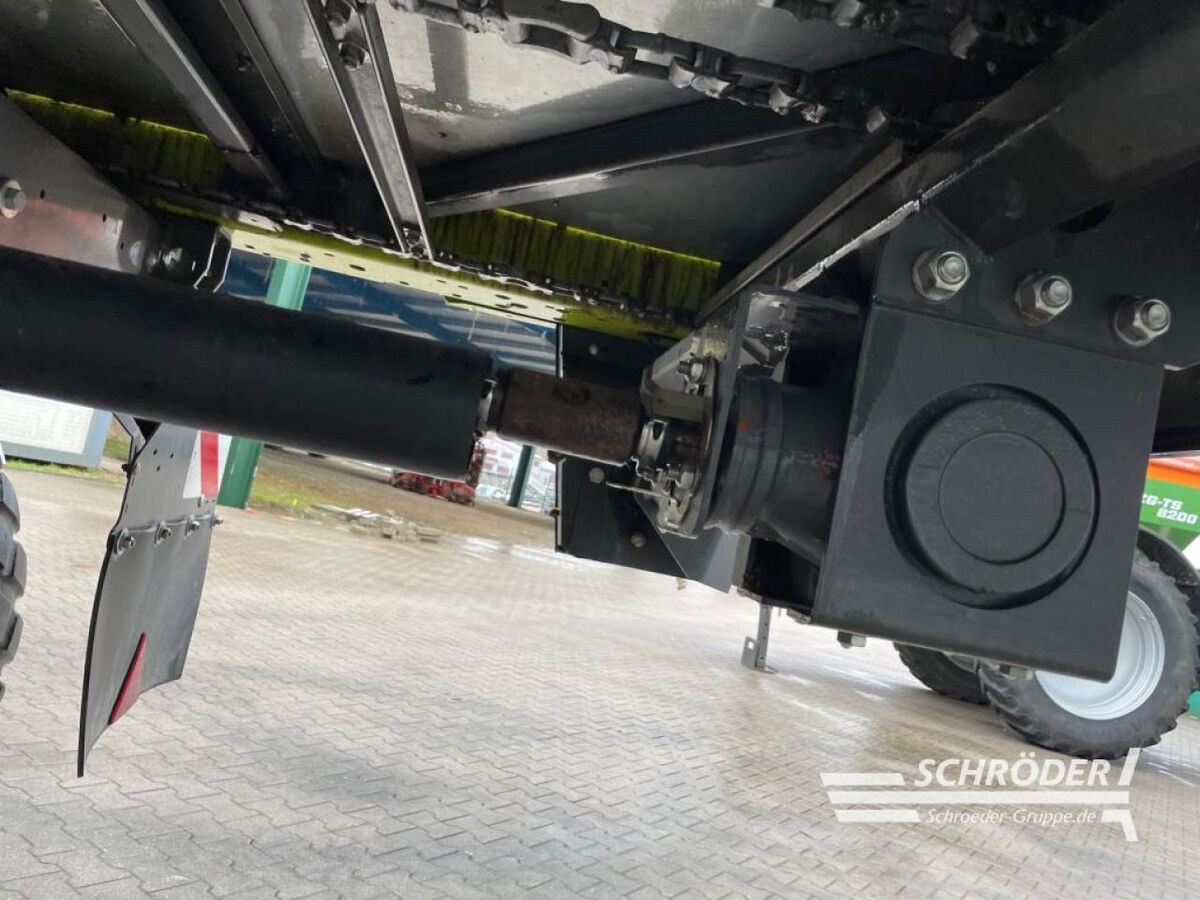 CARGOS 750 + LADERAUMABDECKUNG 3