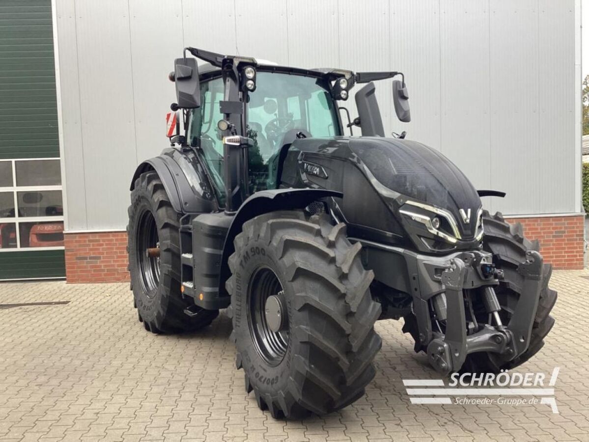 Valtra Q 305 1
