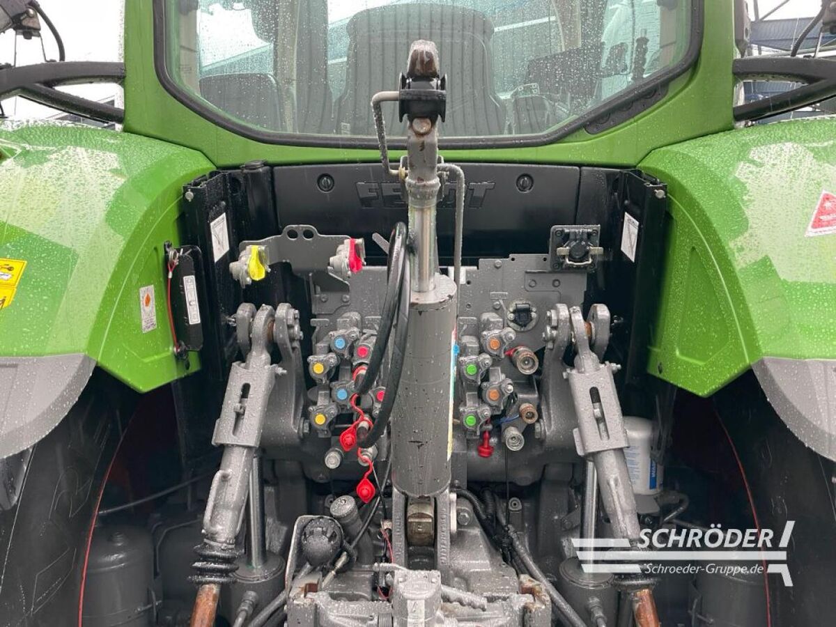 Fendt 718 VARIO GEN6 PROFI PLUS 2