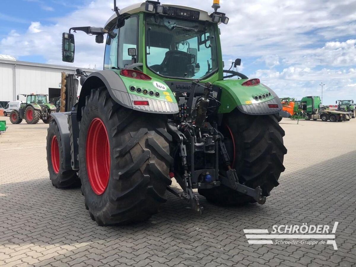 Fendt 724 VARIO S4 PROFI PLUS 3