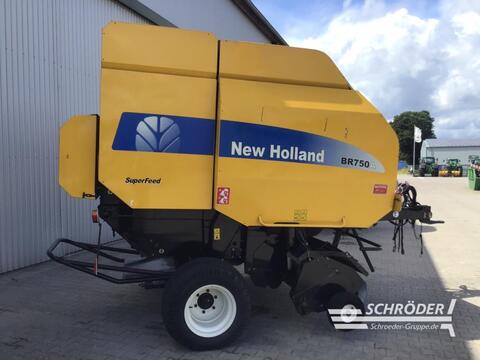 New Holland BR 750 A