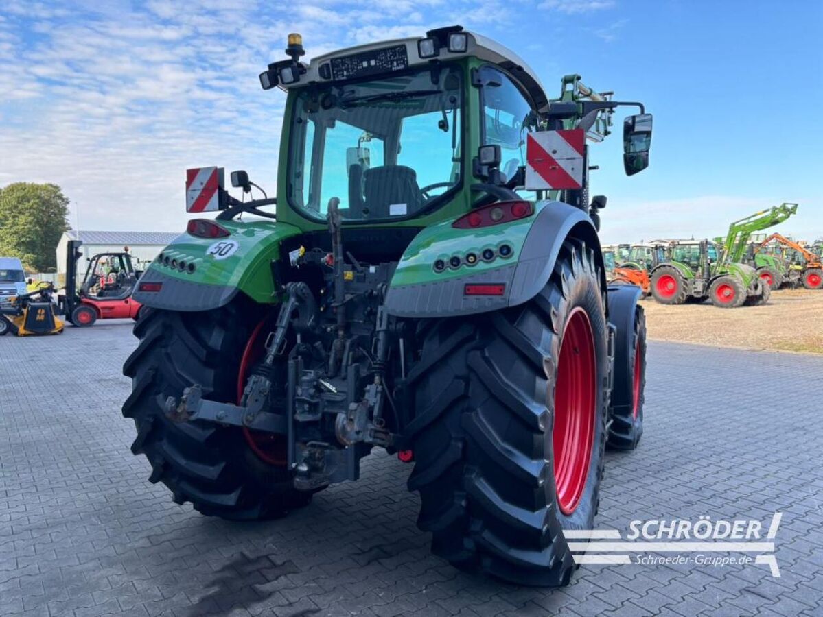 Fendt 724 VARIO S4 POWER 3