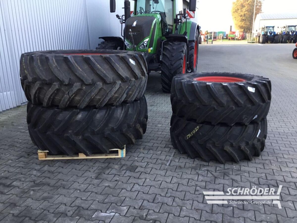 Fendt KOMPLETTRÄDER TB 540/65 R28 + 650/65 R38 2