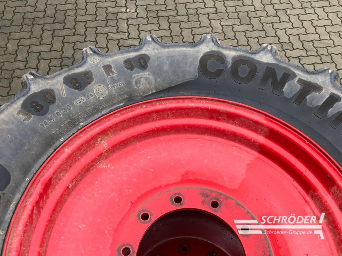 Fendt 380/85 R30 + 380/90 R46 KOMPLETTRÄDER 3
