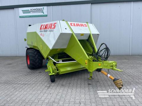 <strong>CLAAS QUADRANT 2200 </strong><br />