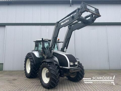 <strong>Valtra T 170</strong><br />