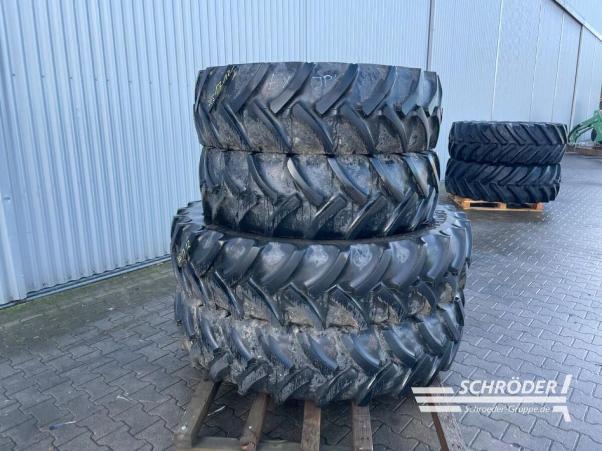 Fendt 380/85 R30 + 380/90 R46 KOMPLETTRÄDER 2