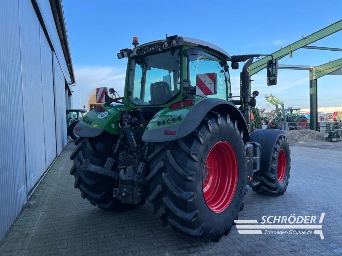 Fendt 724 S4 PROFI PLUS 3