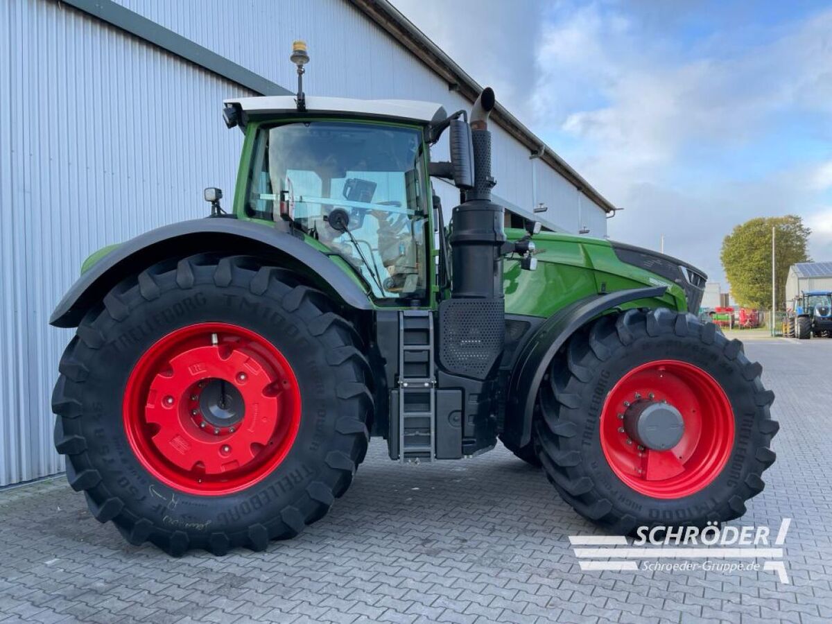 Fendt 1050 VARIO S4 PROFI PLUS 2
