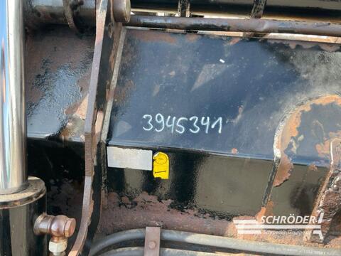 4451-c85e0dd74096a3fb5343466e6578b001-5839618