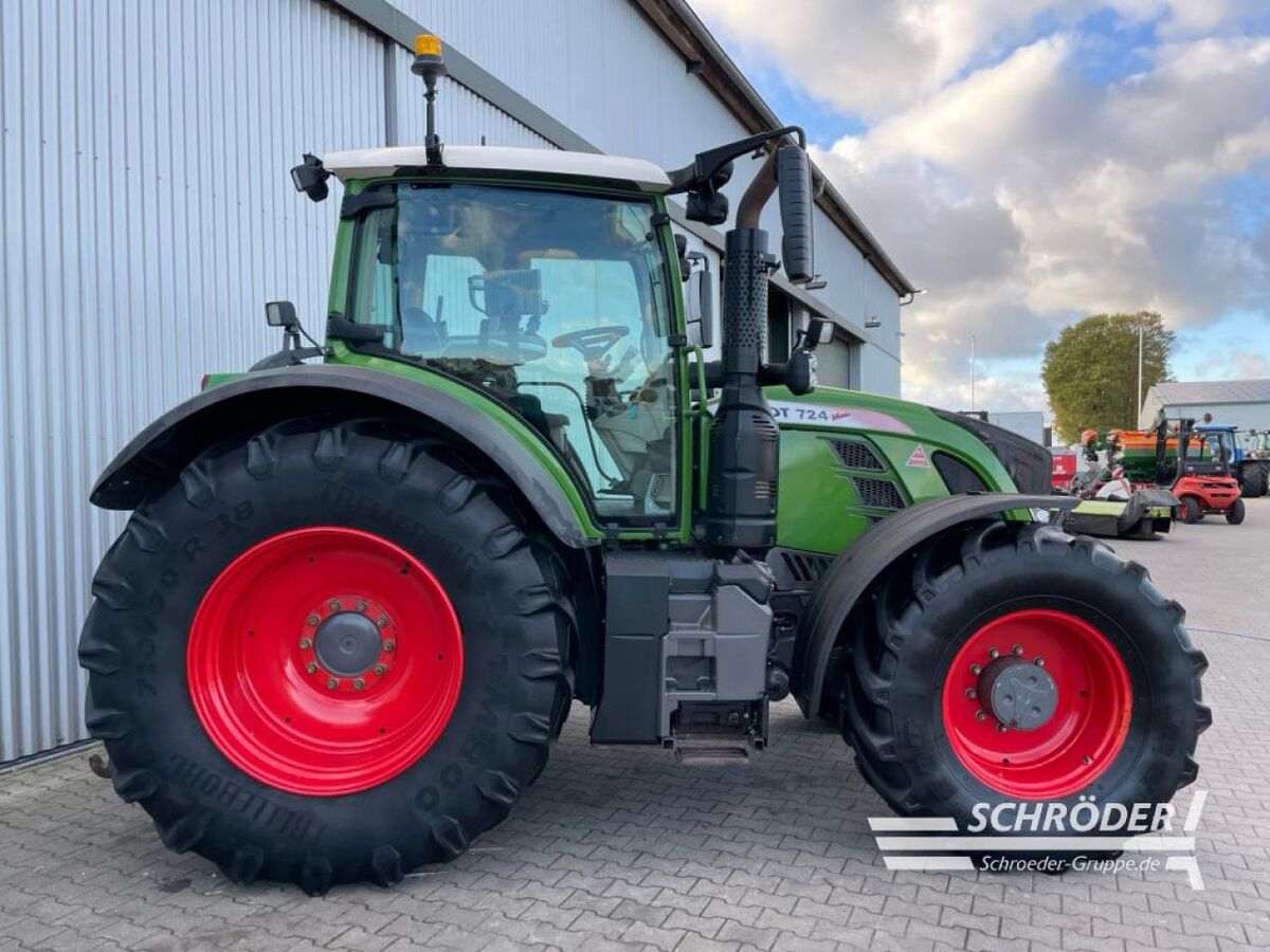 Fendt 724 VARIO S4 PROFI PLUS | RTK + VRC 2
