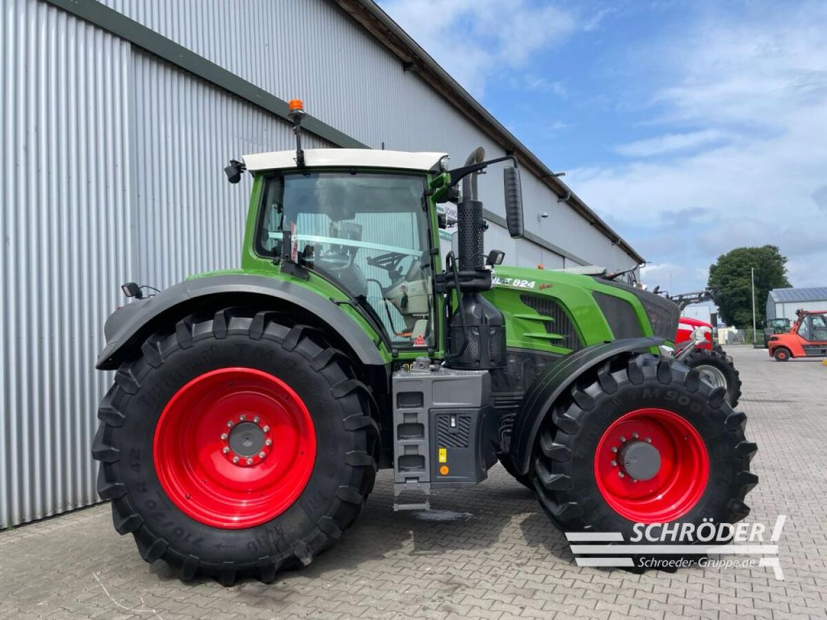 Fendt 824 VARIO S4 PROFI PLUS 2
