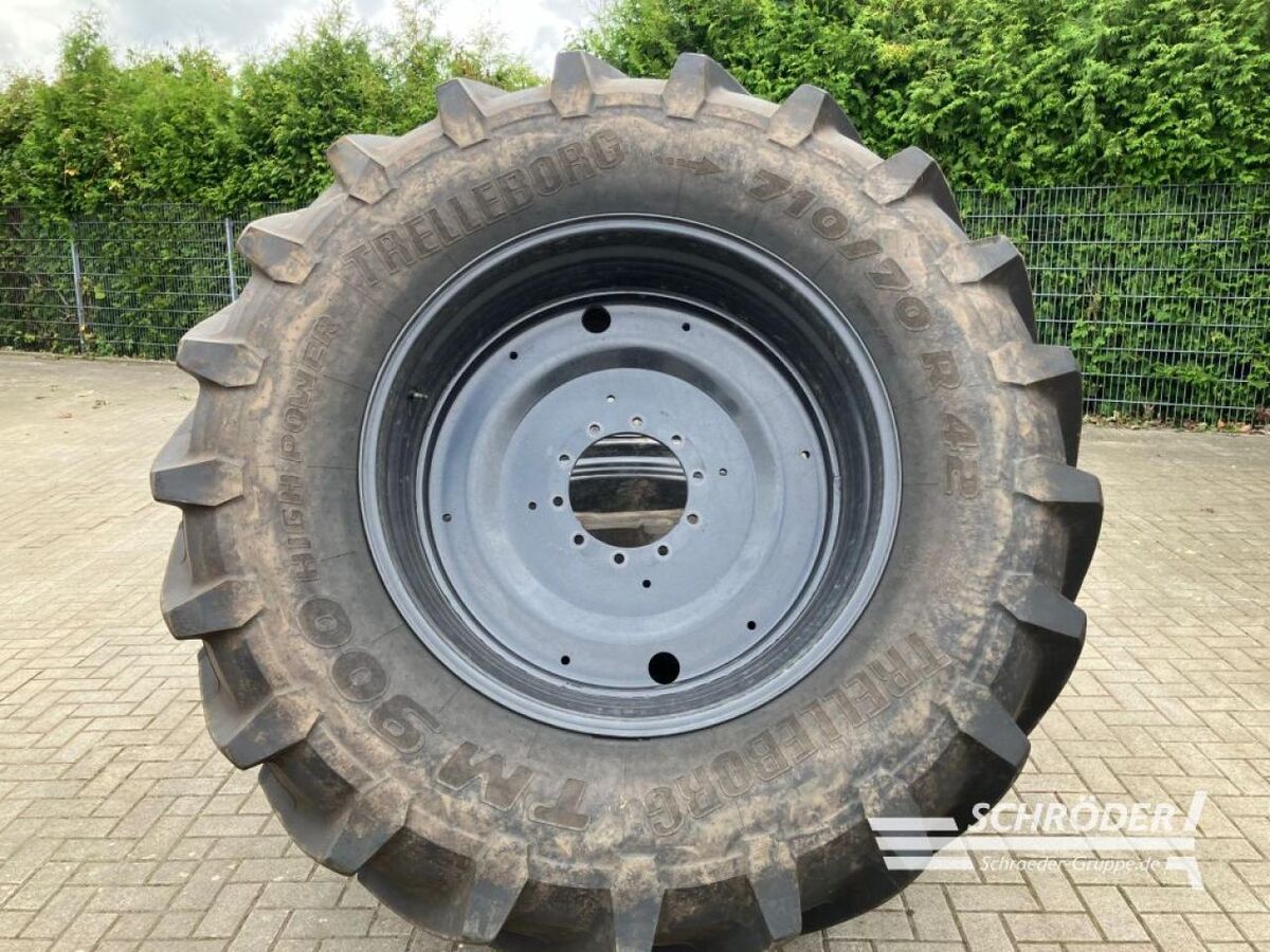 2X KOMPLETTRÄDER 710/70 R42 TRELLEBORG 2