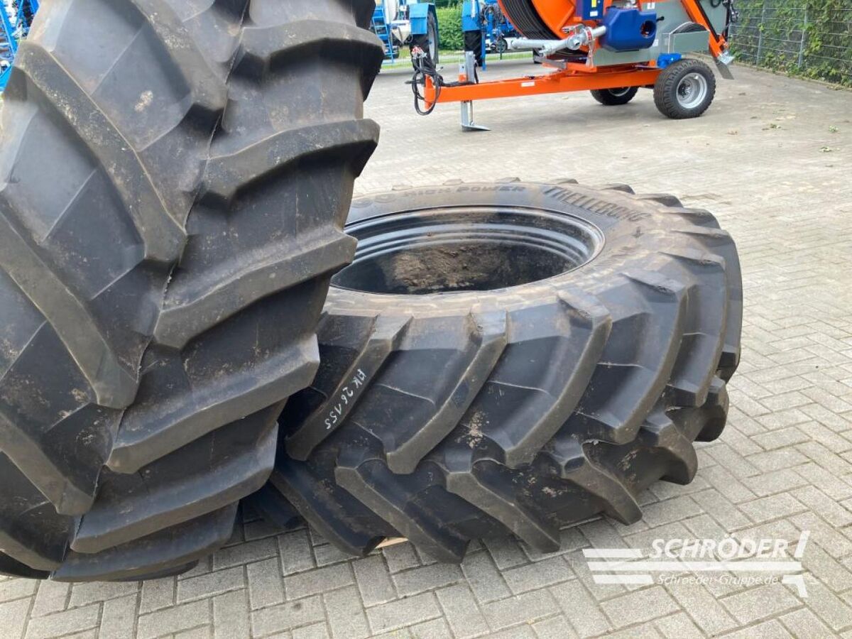 2X KOMPLETTRÄDER 710/70 R42 TRELLEBORG 3