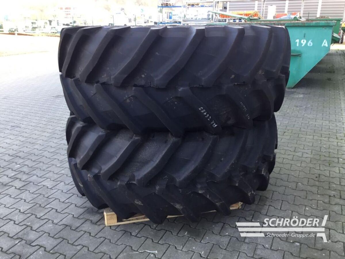 2X KOMPLETTRÄDER 710/70 R42 TRELLEBORG 3