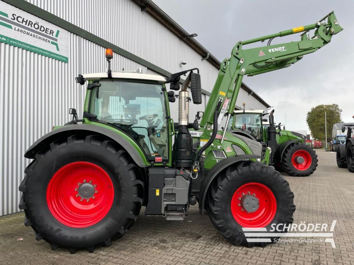 Fendt 718 VARIO S4 PROFI PLUS 2