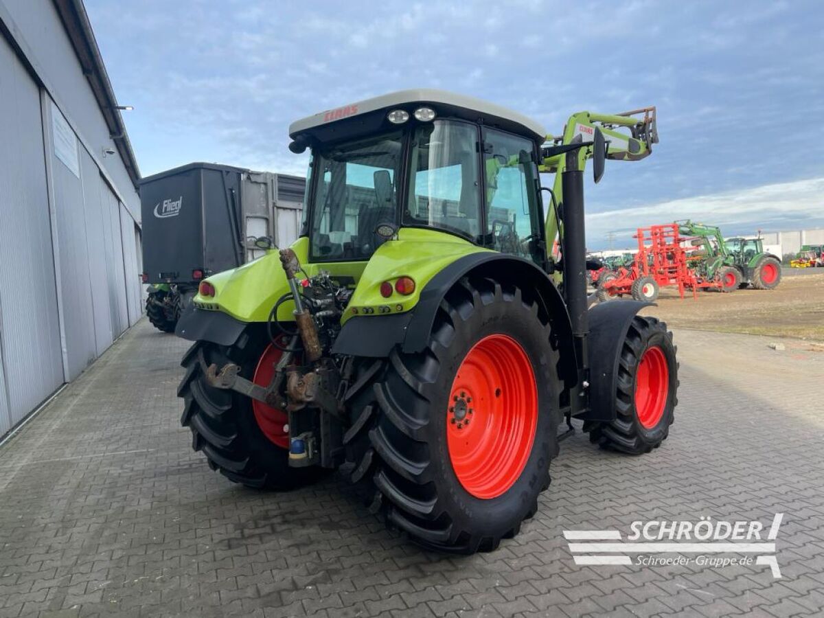 Claas ARION 520 CEBIS 3