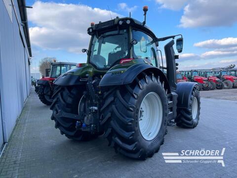 Valtra T 235 D