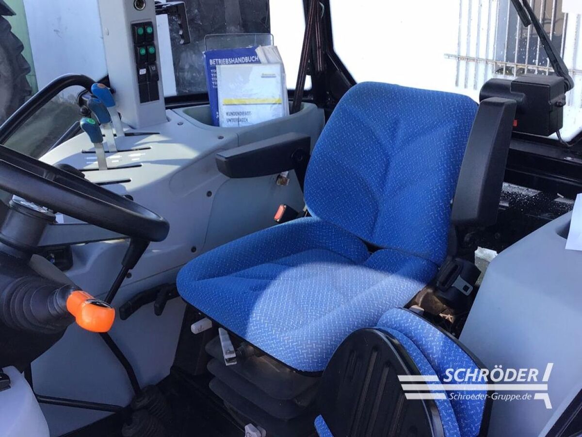 New Holland TD5.85 2