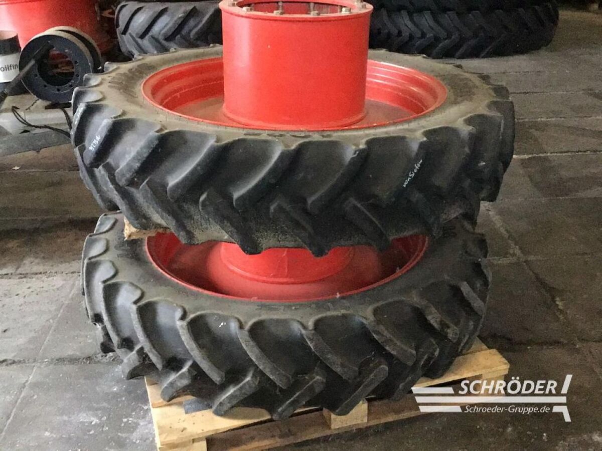Fendt PFLEGERÄDER  2X320/85R38 + 2X320/105R54 2