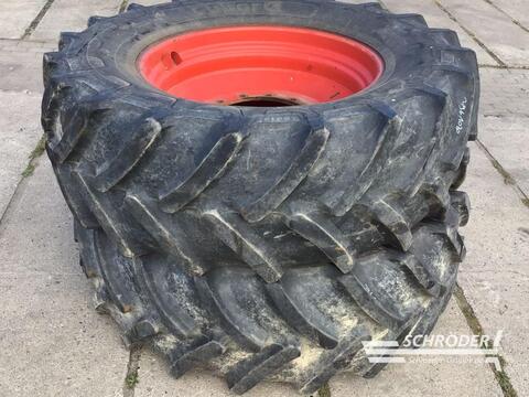 Fendt 520/70 R34 + 520/85 R46 PFLEGERÄDER