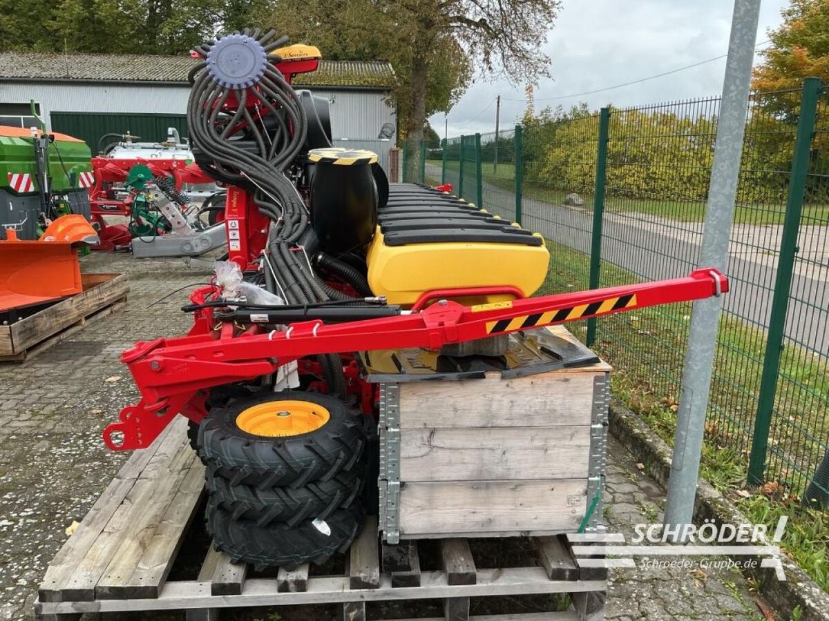 Väderstad NEUMASCHINE | TEMPO V TPV 12 + FH 2200 2