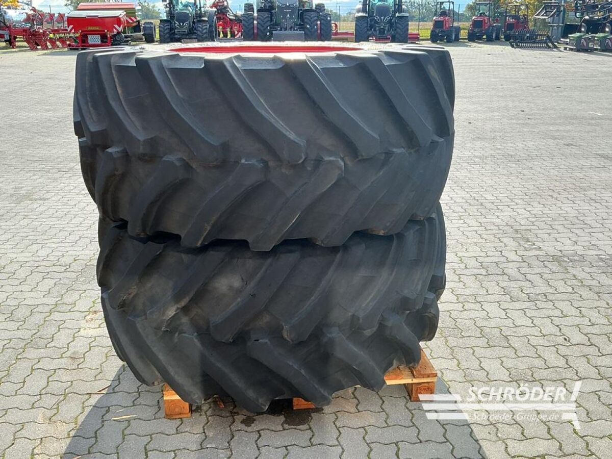 Fendt VF 710/60 R34 + VF 900/60 R42 TRELLEBORG 2