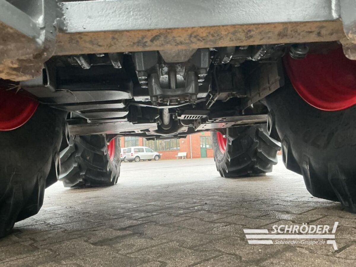 Fendt 724 VARIO S4 PROFI PLUS 3