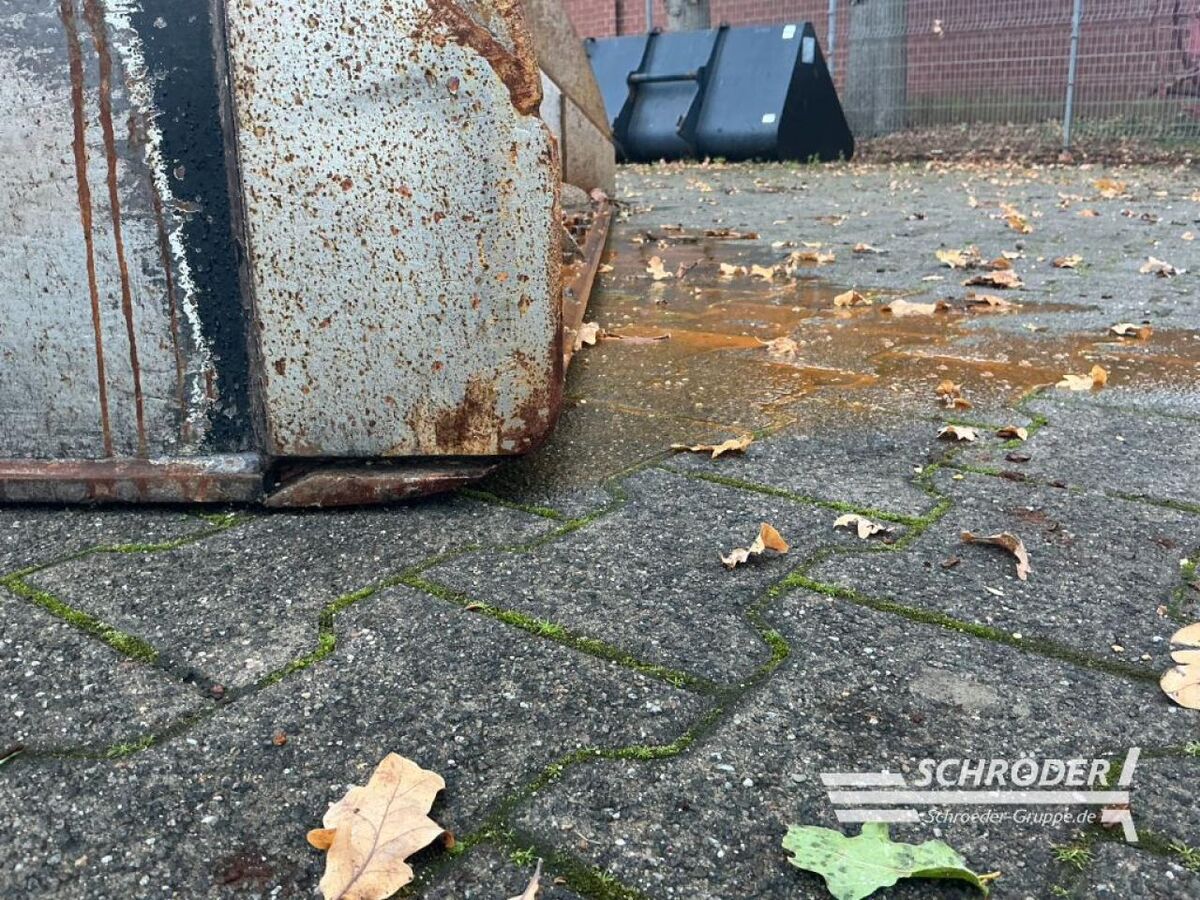 Bressel & Lade GROßVOLUMENSCHAUFEL 2,60 M MERLO ZM 3 3