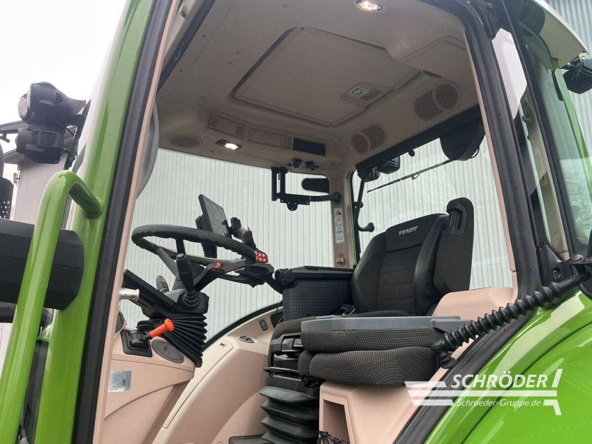 Fendt 728 VARIO GEN7 PROFI PLUS 2