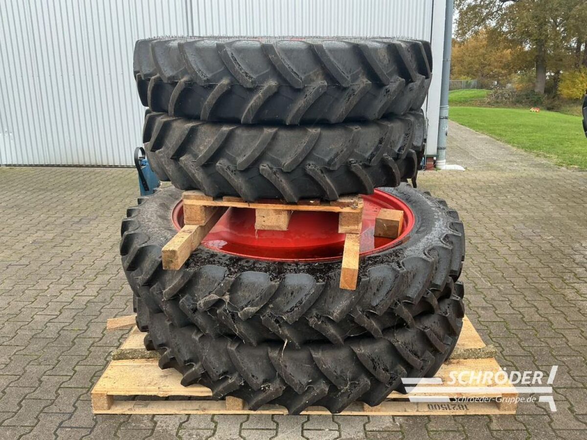 PFLEGEBEREIFUNG 320/85 R36 / 320/85 R50 1