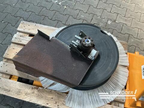 Sonstige R 900