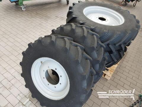 Sonstige KOMPLETTRÄDER 320/85 R20 + 420/70 R28