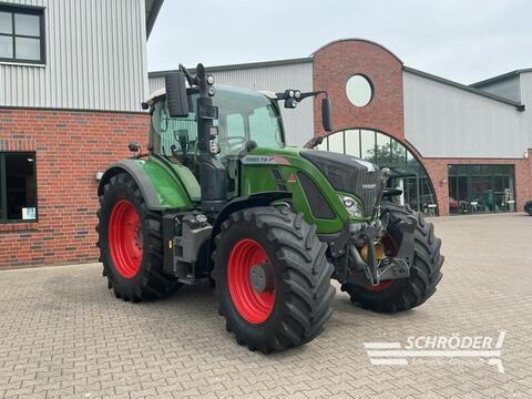 Fendt 718 VARIO S4 PROFI