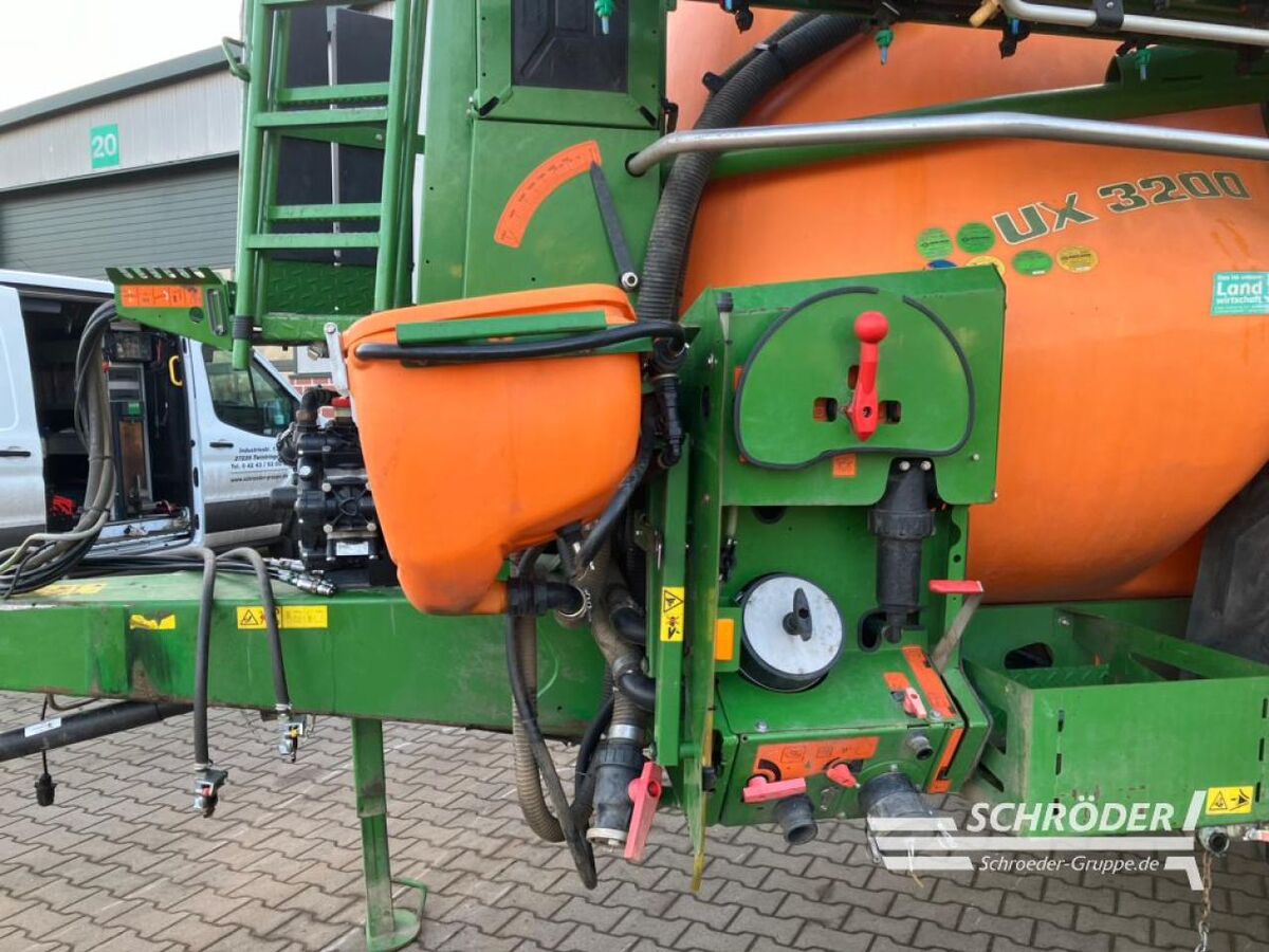 Amazone UX 3200 | 27 METER 3