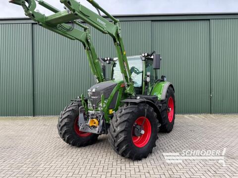 Fendt 724 VARIO S4 PROFI PLUS