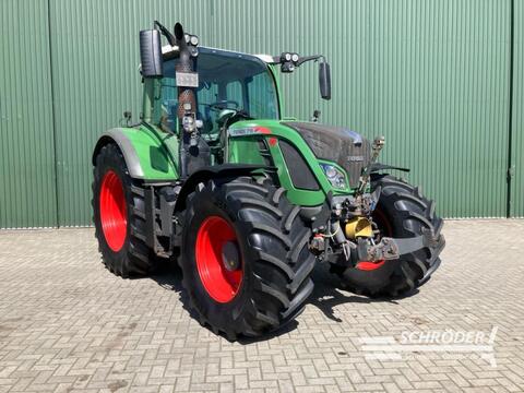 Fendt 718 VARIO SCR PROFI PLUS