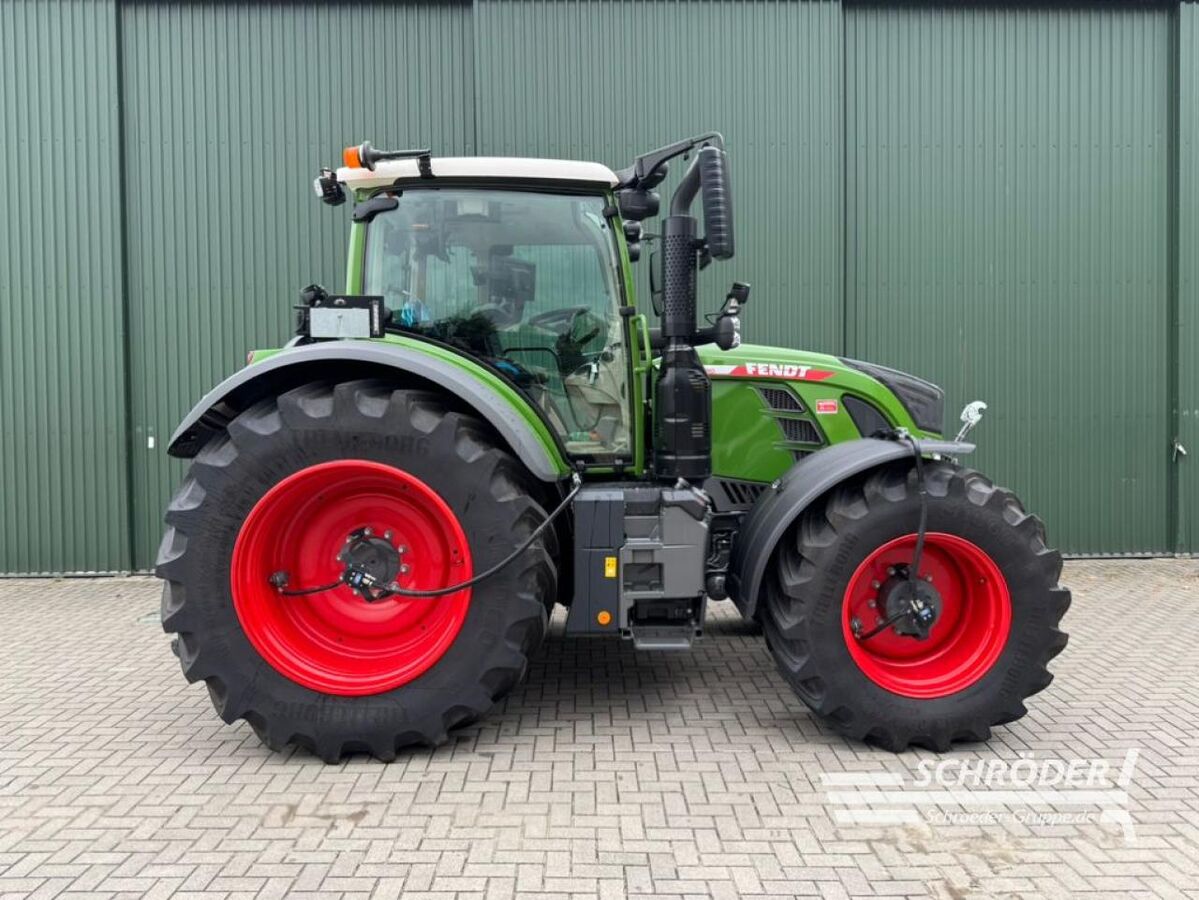 Fendt 724 VARIO GEN6 PROFI PLUS 2